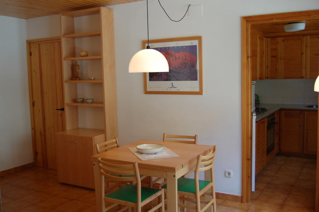 Apartaments Vall Ferrera Areu Quarto foto